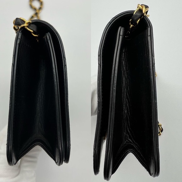❌SOLD❌ Authentic Chanel Vintage black Lambskin full flap chain shoulder bag (A) - Picture 12 of 16
